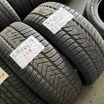 2 x Pirelli Scorpion Winter 235-65-17 Winterbanden 6,5mm, Gebruikt, 17 inch, 235 mm, Band(en)