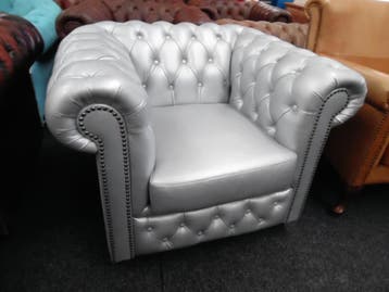 Chesterfield Maarssen Zilvergrijs Leer Chesterfield Fauteuil, Ophalen, Zo goed als nieuw, Leer, Chesterfield