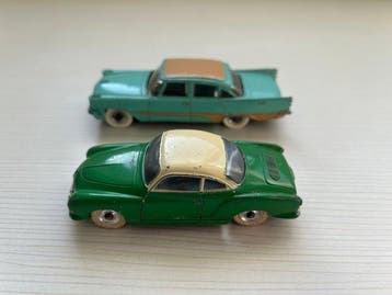 Dinky Toys 1:43 - Modelauto (2) - Volkswagen Karmann Ghia &, Nieuw