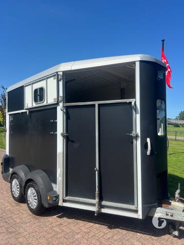 Oerdegelijk Ifor Williams HB511 2-paards!, Ophalen, Zo goed als nieuw, Aluminium, 2-paards trailer
