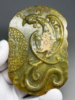 Chinees jadeiet hanger met mythisch wezen motief — groene, Antiek en Kunst