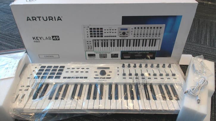 KeyLab 49 MkII White demo model, Muziek en Instrumenten, Keyboards, Zo goed als nieuw, Ophalen of Verzenden