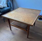 By Drexel - Tafel - Walnoot - Kipp Stewart by Drexel