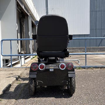 Scootmobiel QS4 | Life and Mobility (SHOWROOMMODEL), Life and Mobility, Gebruikt, Ophalen of Verzenden, 16 km/u of meer
