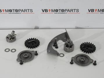 Husqvarna 701 Supermoto Oliepomp, Motoren, Ophalen of Verzenden, Nieuw