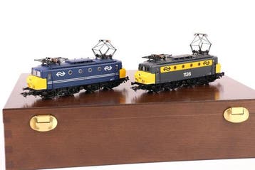 Märklin H0 - 37243 - Elektrische locomotief (1) - Dubbelset, Nieuw