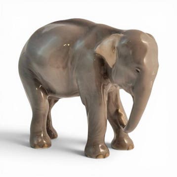 Royal Copenhagen - Beeldje - Standing Elephant - 501/164 -