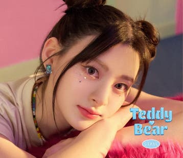 Cds en Dvds,Cds   Overige Cds - Stayc - Teddy bear (C..., Verzenden, Zo goed als nieuw