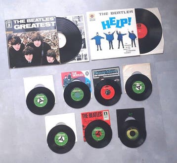 Beatles - Two German LPs with superb vinyl and 7 highly, Nieuw in verpakking