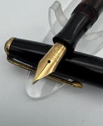 Parker - Vacumatic -Burgundy Pearl- *1940* - Zonder, Nieuw