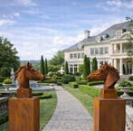 Beeld, Horse Heads on Pedestals - 120 cm - IJzer - 2026, Antiek en Kunst
