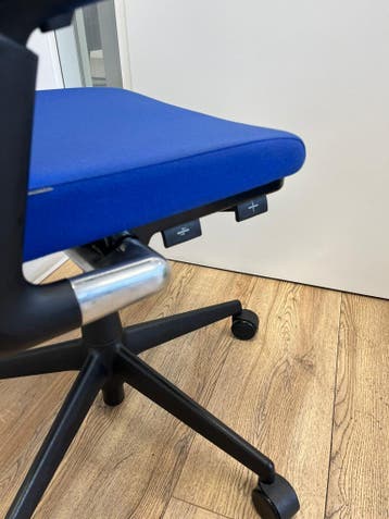 Refurbished Ahrend 2020 Verta Blauw, Inclusief Garantie, Zo goed als nieuw, Bureaustoel, Ergonomisch, Verzenden