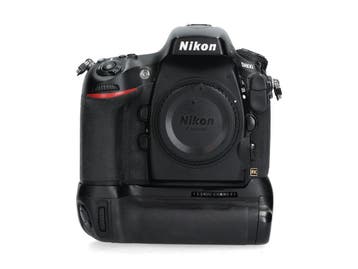 Nikon D800 - <75.000 kliks - 1 jaar garantie, Ophalen of Verzenden, Zo goed als nieuw