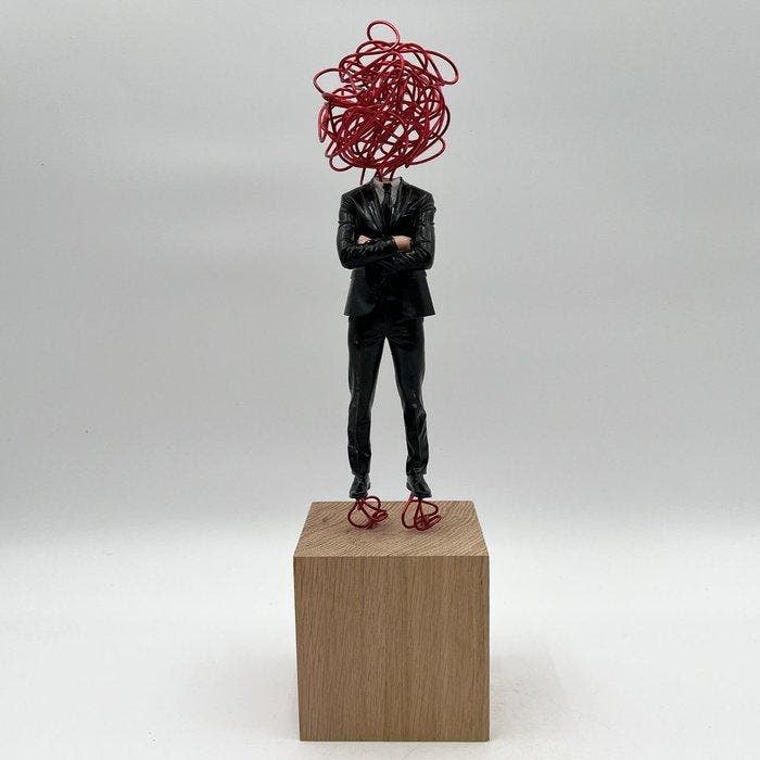 Coco de Paris - Red wired, Antiek en Kunst, Kunst | Designobjecten