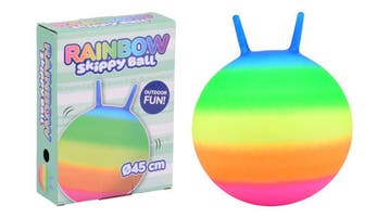 Johntoy skippybal regenboog 45cm -  van €8,99 voor €8,09, Ophalen of Verzenden, Nieuw