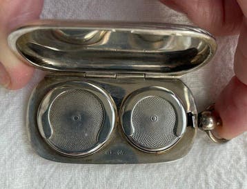 Collectie van memorabilia - Zeldzame dubbele muntportemonnee