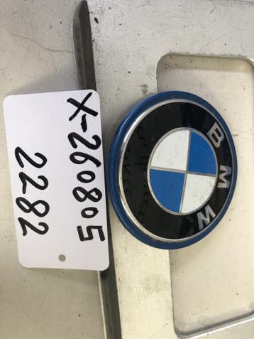 Gebruikte embleem motorkap / achterklep met blauwe i-rand vo, Auto-onderdelen, Ophalen of Verzenden, Nieuw