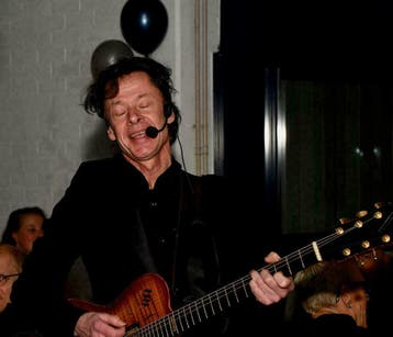Zanger Gitarist, Troubadour: Feest, Diner, Café, Solo-artiest