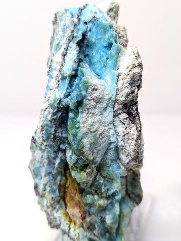 Gibbsite en Blauwe allofaan, met een verbazingwekkende