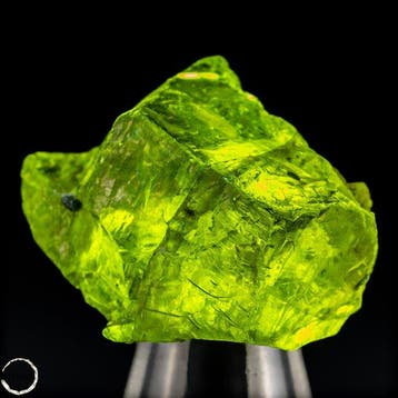 Natuurlijke hoogwaardige peridoot ruwe kristal in, Verzamelen, Mineralen en Fossielen