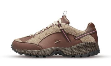 Nike Air Humara LX Jacquemus Brown (W), Kleding | Dames, Schoenen, Nieuw