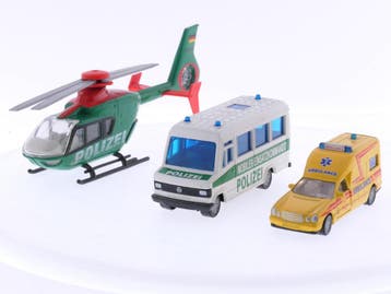 Schaal 1:55 Siku 1931, 2016 en 2538 set van 3 hulpdienstv..., Hobby en Vrije tijd, Modelbouw | Vliegtuigen en Helikopters, Ophalen of Verzenden