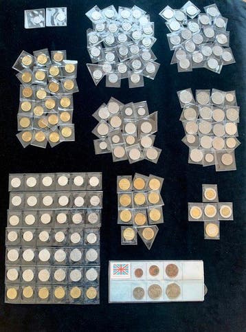 Italië, Engeland. Lotto 170 Monete Lire FDC: compresa