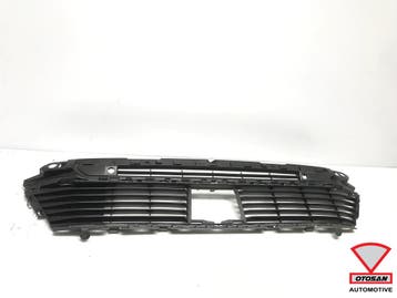 Peugeot 3008 5008 2016+ Voorbumper Rooster Midden 9816499377, Ophalen, Gebruikt, Peugeot, Bumper