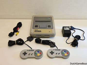 Super Nintendo / Snes - Console + Controller - Budget, Spelcomputers en Games, Verzenden, Gebruikt