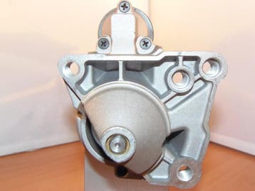 Startmotor 0,9kW Renault benzine nieuw, Verzenden, Nieuw