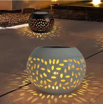 Solar LED Tuinlantaarn – Metalen Waterdichte Sfeerlamp, Verzenden, Nieuw