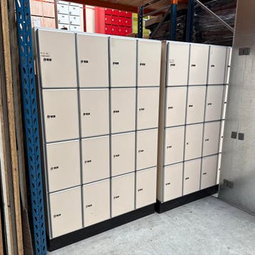 16-deurs Aestic houten lockerkast - 195x125x55 cm, Huis en Inrichting, Kasten | Lockerkasten, Ophalen of Verzenden, Nieuw