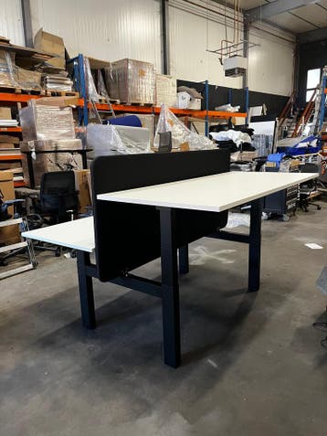 Ahrend Duo Bureau Opgeknapt, Inclusief Levering, Huis en Inrichting, Verzenden, In hoogte verstelbaar, Zo goed als nieuw