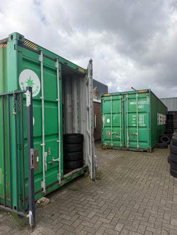 Zeecontainer, Ophalen