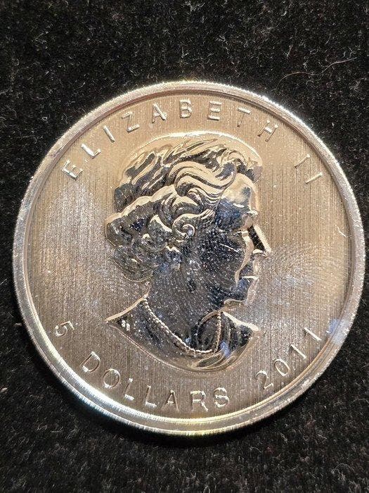 Canada. 5 Dollars 2011 Maple Leaf .9999 (Zonder, Postzegels en Munten, Munten | Europa | Niet-Euromunten