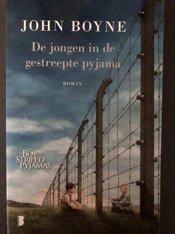 De jongen in de gestreepte pyjama - John Boyne 9789022571071, Boeken, Verzenden, Gelezen, John Boyne