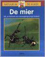 De mier / Natuur in de kijker 9789024381524 Yuan-Rong Wang, Verzenden, Gelezen, Yuan-Rong Wang