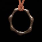 Keltisch Brons Keltische bronzen ringamulet of ringgeld - 37