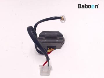 Spanningsregelaar Honda VF 1100 Sabre (VF1100S V65 SC17), Motoren, Verzenden, Gebruikt