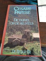 DUIVEL OP DE HEUVELS 9789023409199 Cesare Pavese, Boeken, Verzenden, Gelezen, Cesare Pavese