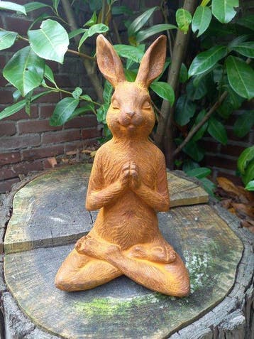 sculptuur, YOGA RABBIT - 31 cm - Gietijzer