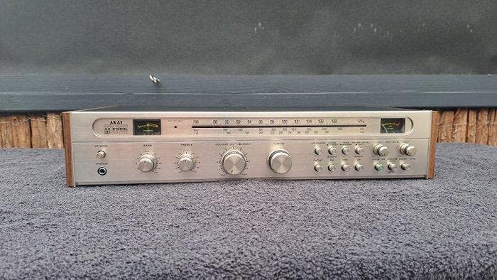 Akai - AA-810DBL Solid state stereo receiver, Audio, Tv en Foto, Radio's