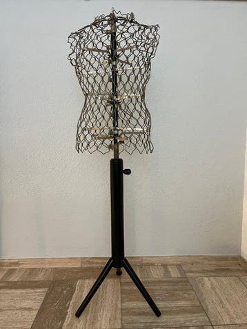 ideal - Mannequin - IJzer, Hout
