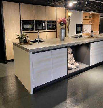 Showr keuken groot, greeploos, keramiek blad, incl apparaten, Ophalen, Overige materialen, Wit, Nieuw