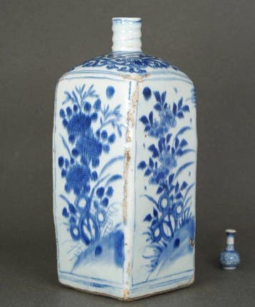 Flesvaas - Porselein - China - Wanli (1572-1619) - Insecten,