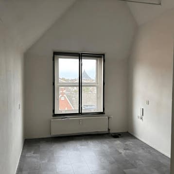 Kamer in Dordrecht gevonden voor €650,- pm, Minder dan 20 m², Overige regio's