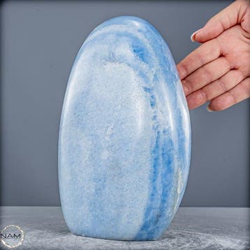 Exclusieve blauwe calciet vrije vorm – De essentie van rust