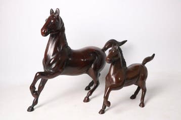 Gietijzeren Paard- en Veulen-Sculptuurpaar – Japanse