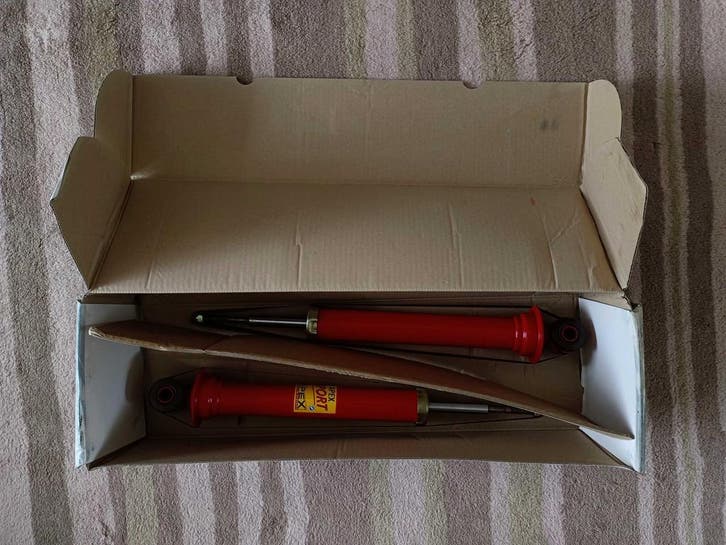 Set VW Golf III Variant (1H5) schokbrekers achteras gasdruk, Auto-onderdelen, Ophanging en Onderstel, Nieuw, Volkswagen, Ophalen of Verzenden