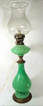 Lamp - Opaline glas - Kerosine elektrisch gemaakt, Antiek en Kunst